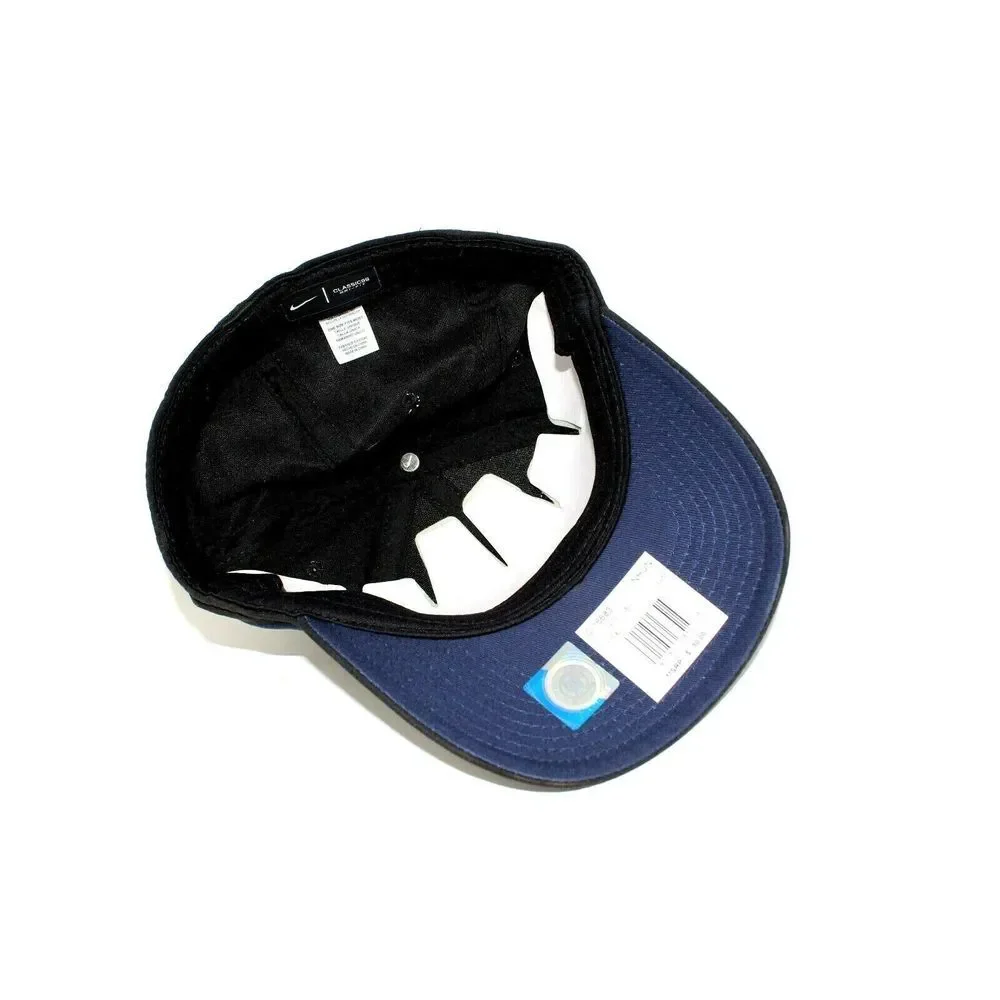 Nike Classic‎ 99 Swoosh Flex Fitted Hat UNH University of New Hampshire Wildcats